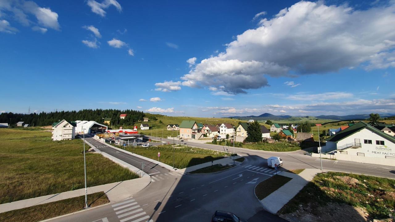 Pinnacle Mne Žabljak Buitenkant foto