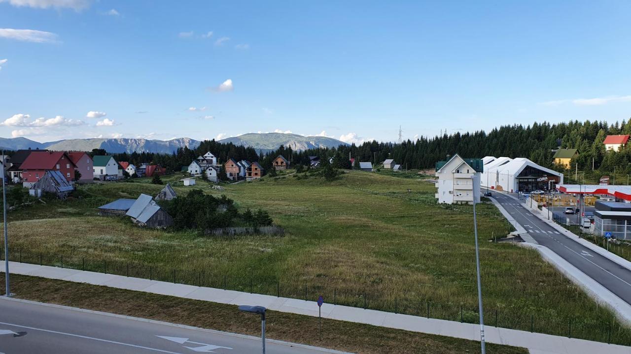 Pinnacle Mne Žabljak Buitenkant foto