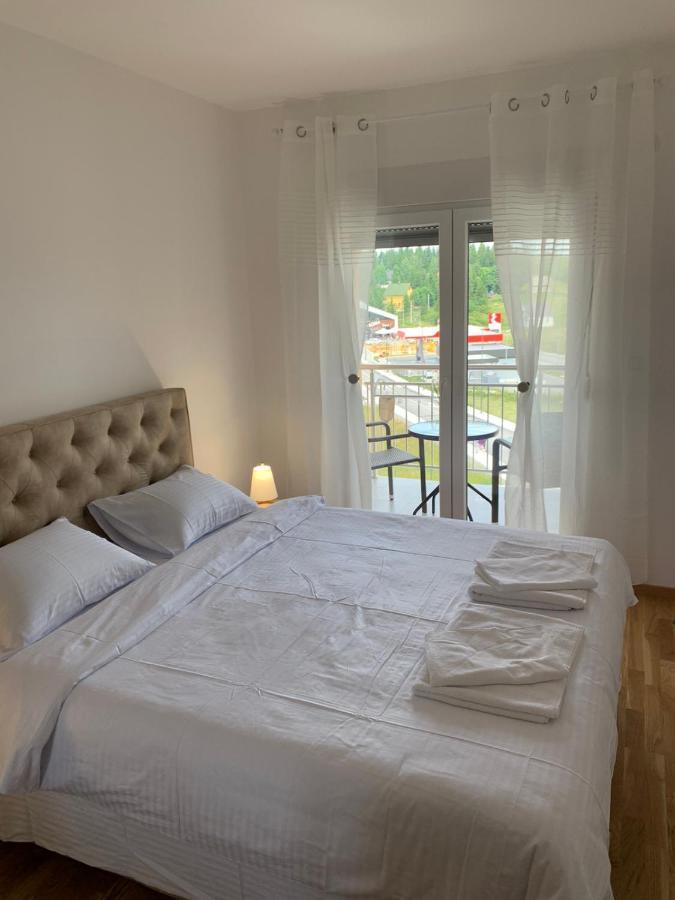 Pinnacle Mne Žabljak Buitenkant foto